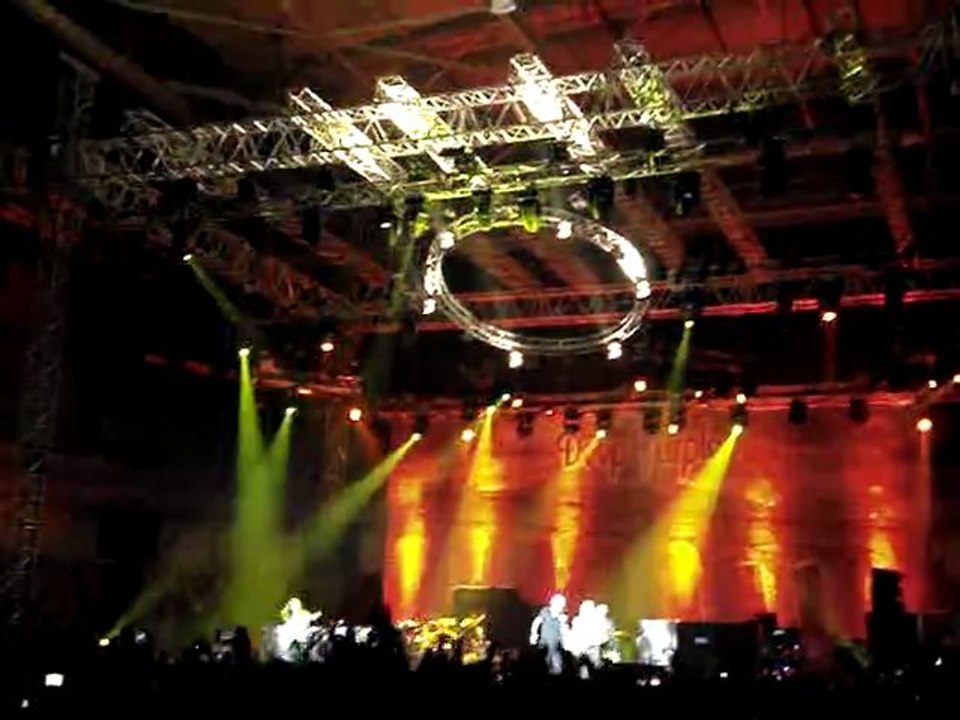 Deep Purple - Solo guitar + Smoke on the Water Live  @  Athens, Hellinikon Arena, 20/05/2011