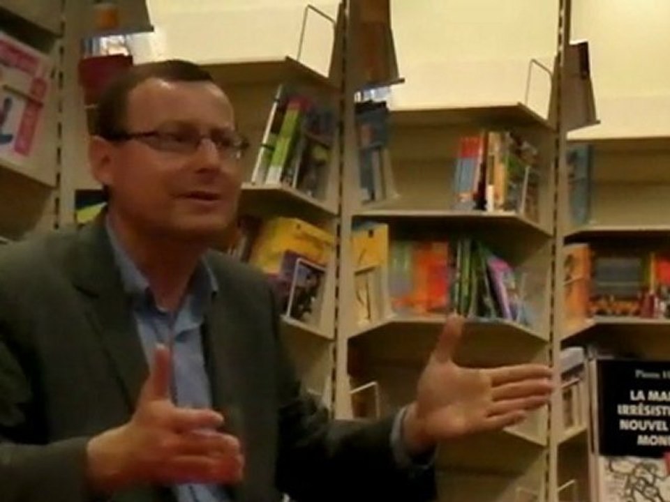 Pierre Hillard _ Le Nouvel Ordre Mondial   1/5 _ Lyon le 6 mai 2011
