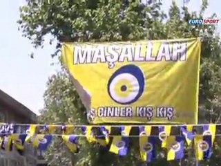 Bağdat Caddesi havaya girdi