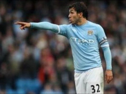 Bolton 0-2 Manchester City Dzeko great-finish, Sturidge red-card