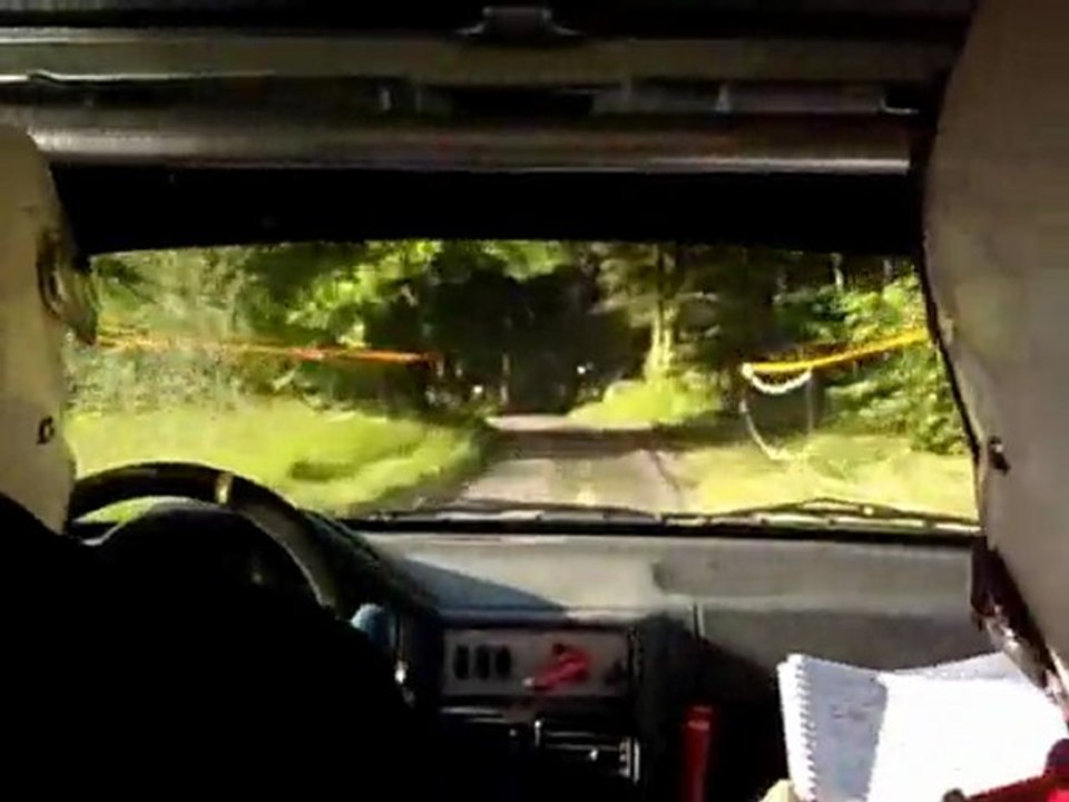 Rallye Ajolais 2011 ES6 sortie de route