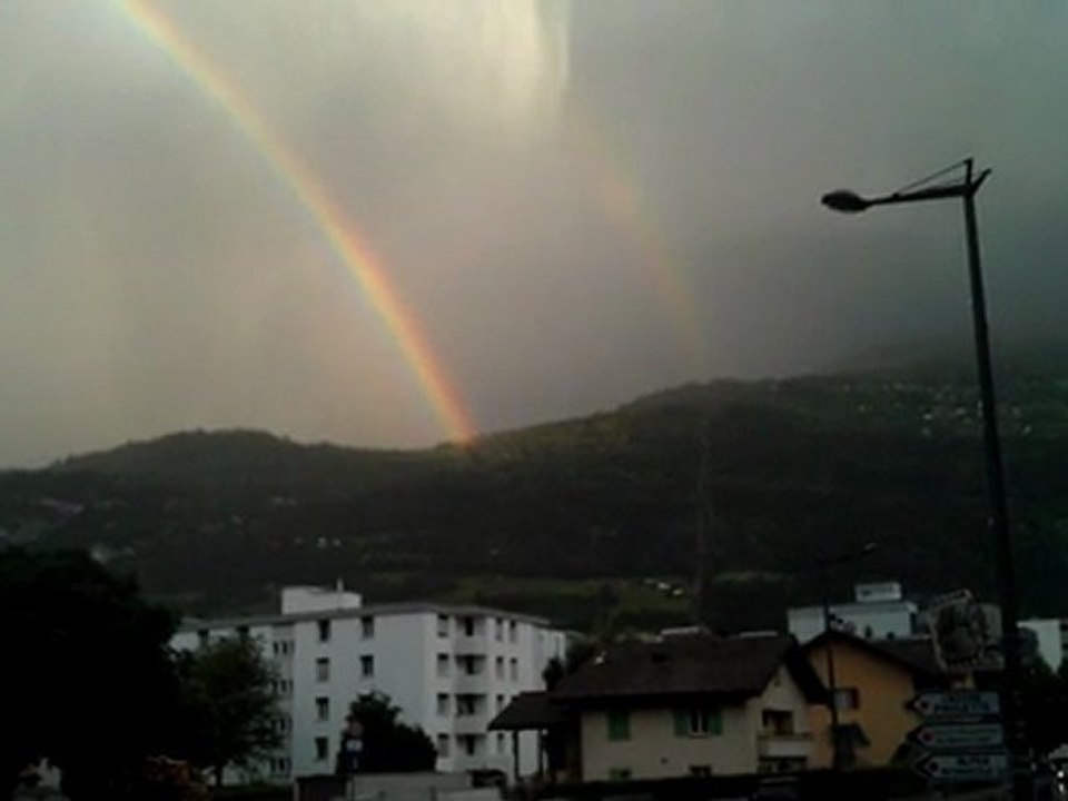 ARC EN CIEL ,,,,APRES PASSERELLE // sion