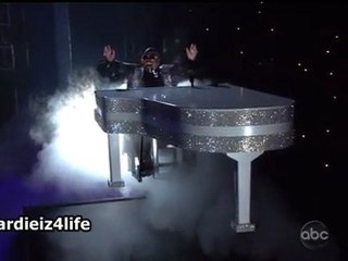 Cee Lo Green Performs "Medley" @ 2011 Billboard Music Awards!