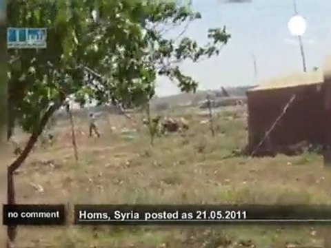 Syrie: La police tire sur la foule lors de... - no comment