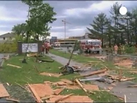 Dozens die as tornadoes tear through US MidWest