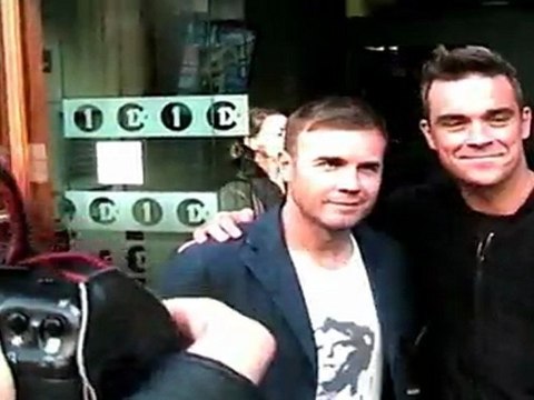 Kelly Rowland Signs Up for The X Factor