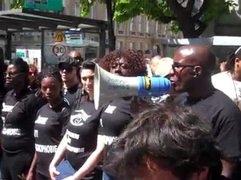 Manifestation de l'Alliance Noire Citoyenne (ANC) devant le Sénat