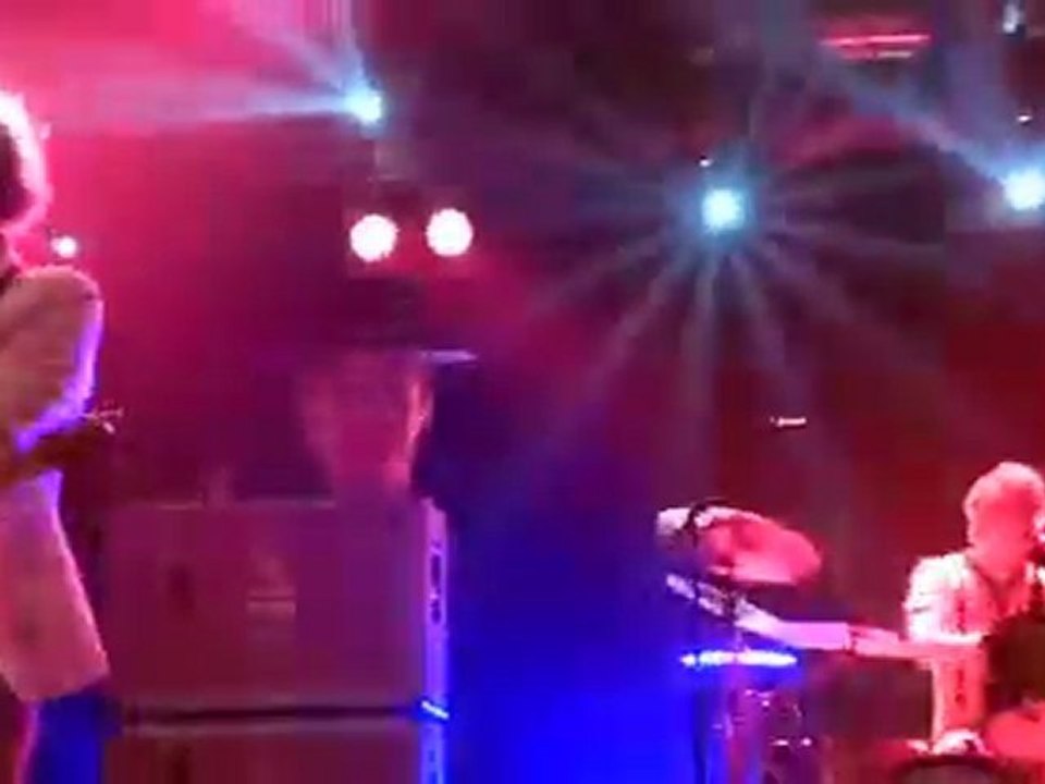 The Wombats - Let's Dance to Joy Division