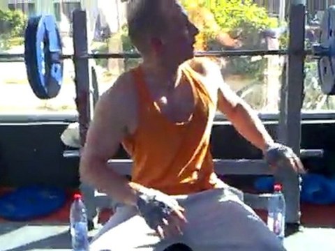 J.E : domont 100 kilo