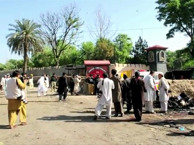 Paquistão retoma base naval