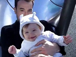 Emilie et Papa sur toboggan