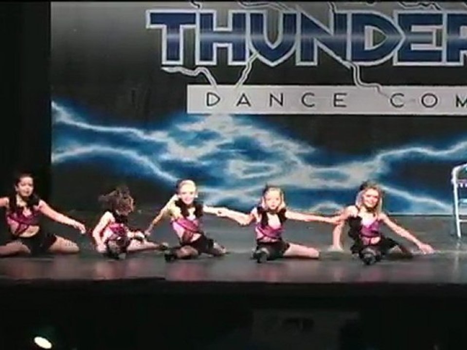 Long Beach Dance Competition - Flaunt It