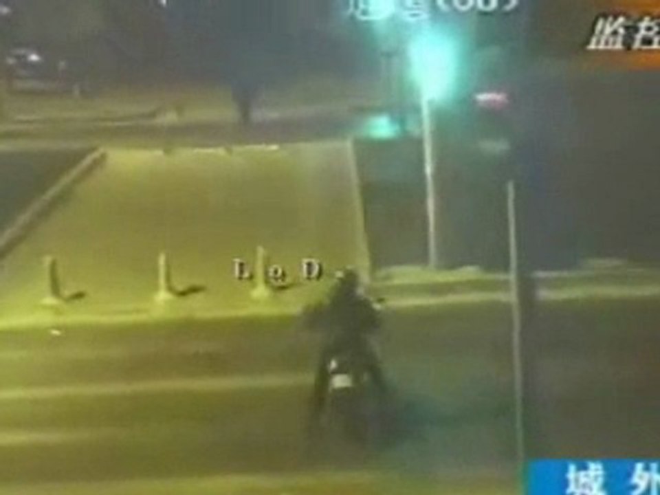 moto-vs-voiture