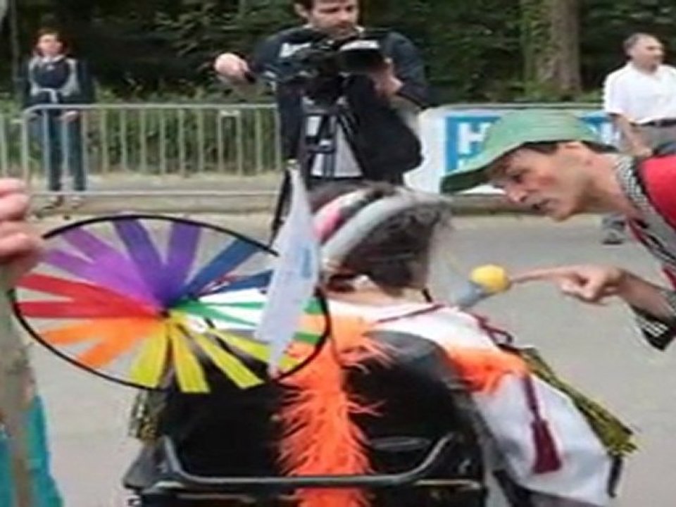 "COURIR ENSEMBLE"