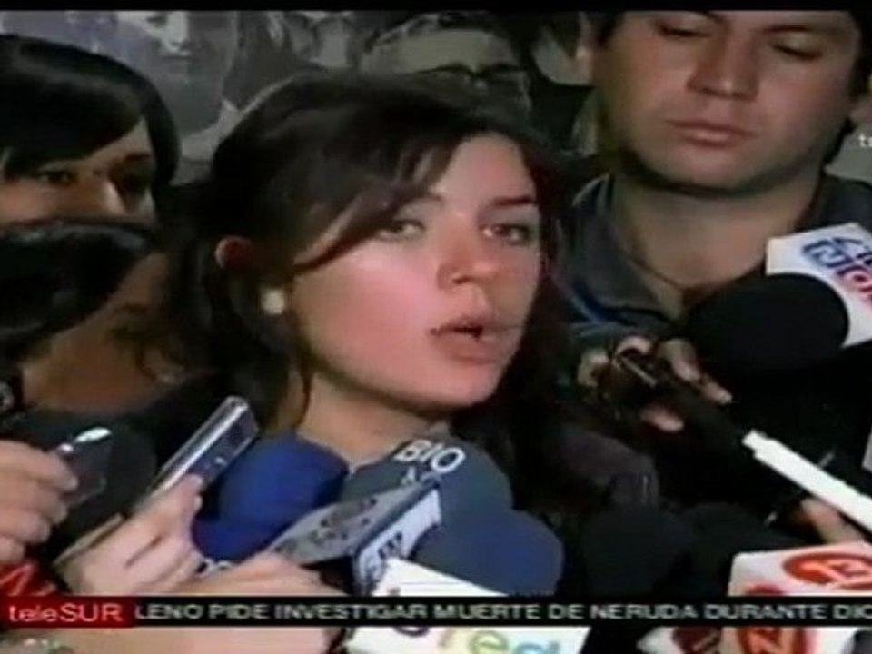 Universitarios chilenos explican motivos de paro y marcha