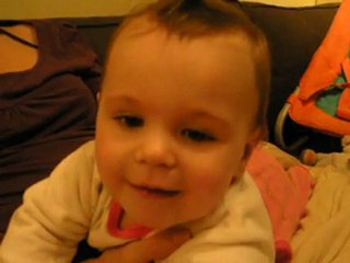 romane fait sa petite bete