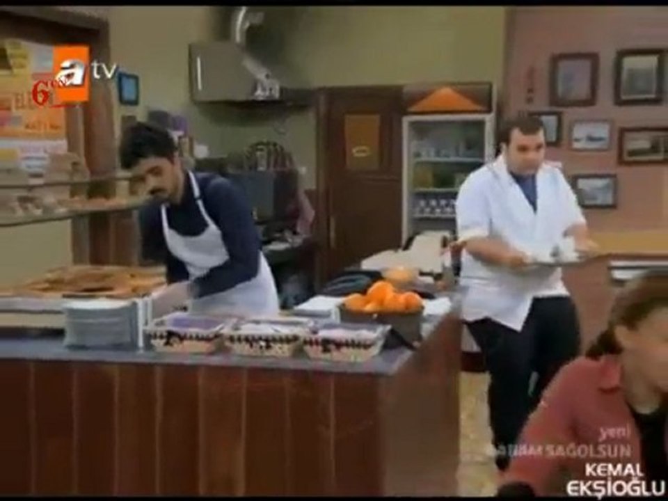 Şanslı Masa_ Babam Sağolsun_ Komedi Dükkanı - Aynı Oyuncu [HQ] (by 6ustucN)