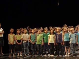 Chorale Fin d'année scolaire Margaux CE1/CE2