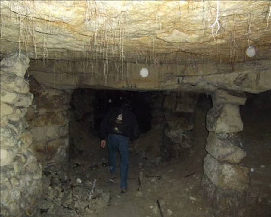 Claude Manu.. passage souterrain