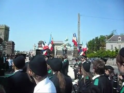 YouTube - Discours du Maire d'Outreau le 8 mai 2011. Commémoration du 66ème anniversaire de la Libération