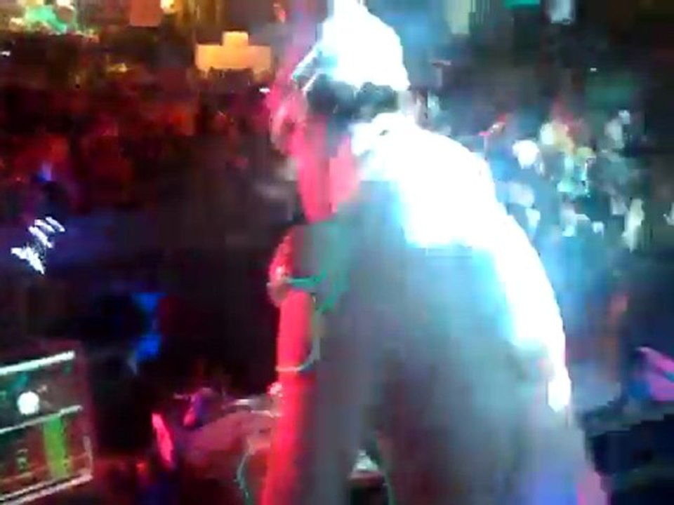 Dj Slynkee & Miss Lisa -Get BlaHsted