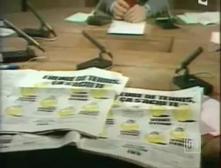 Coluche Dénonce Les Médias
