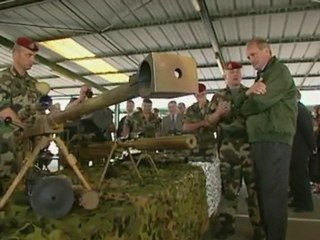 Visite du Ministre de la défense  à l'ETAP PAU