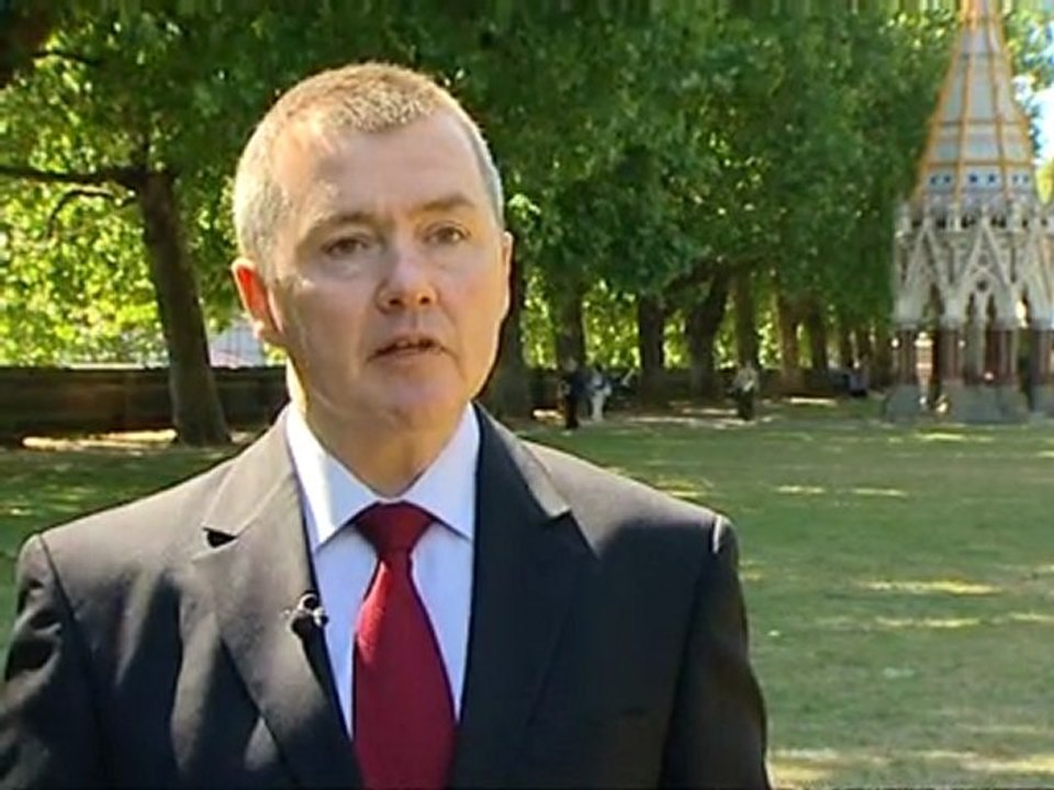 Ash cloud threatens half term travel