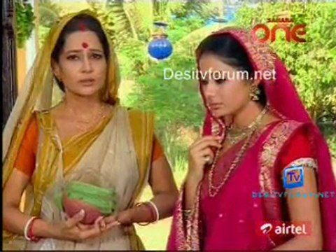 Ganga Ki Dheej - 25th May 2011 Watch Online Video Pt-2