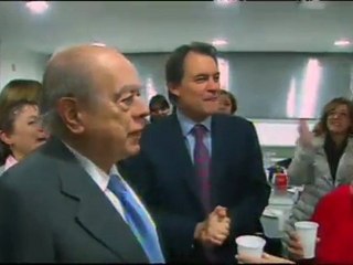 TV3 - Telenotícies - El brindis d'Artur Mas