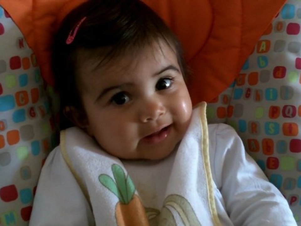 1ère pomme à croquer d'Emilie