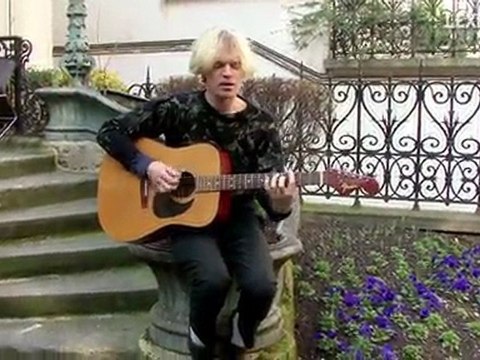 Connan Mockasin en session acoustique (2/2)
