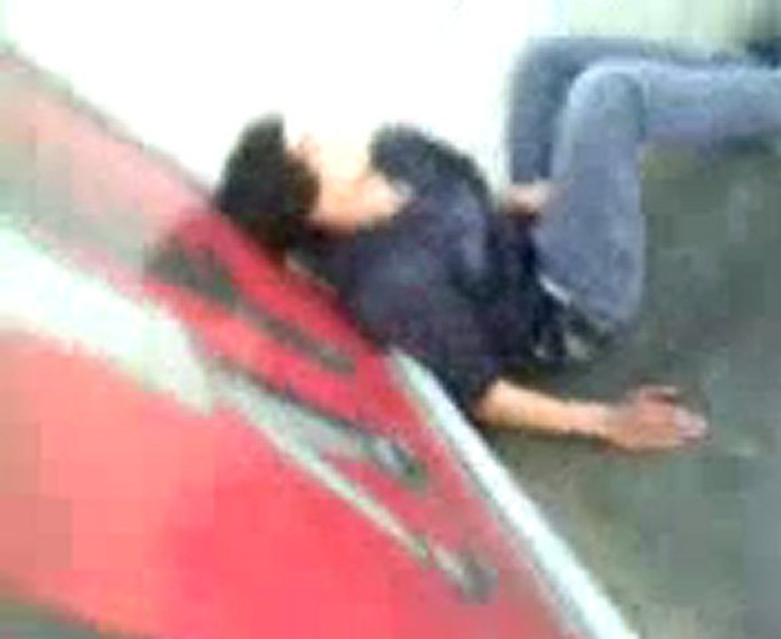 Crazy Donkey(Wael Haddar coup dans les couilles)