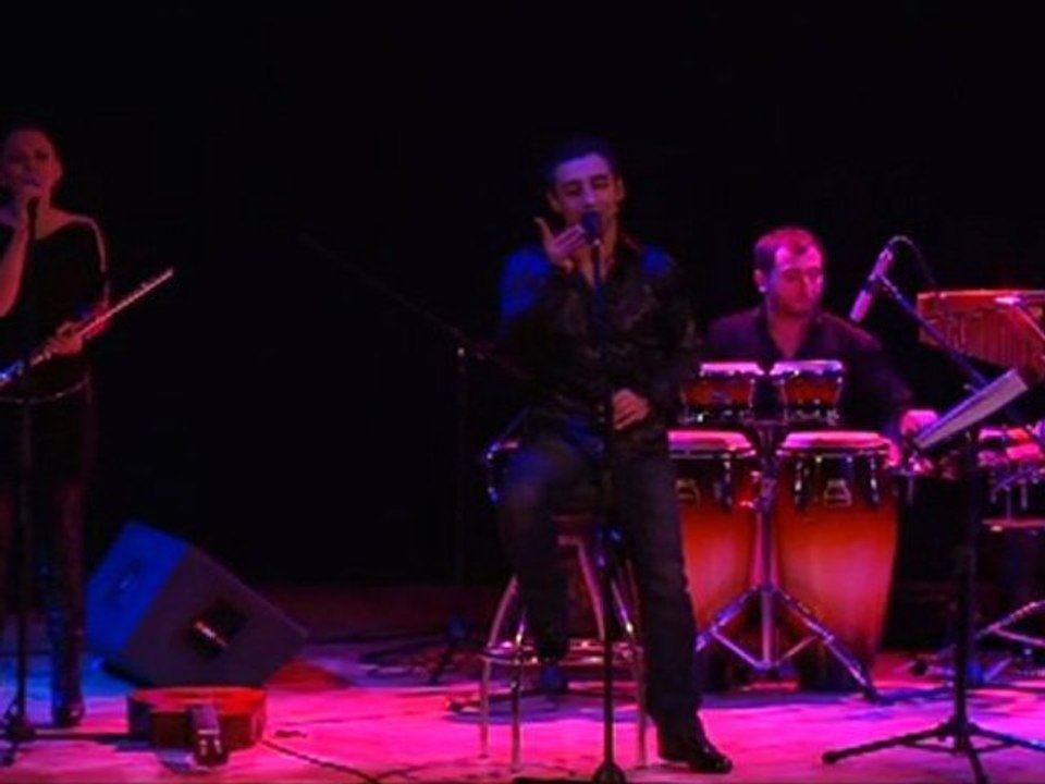 Deniz GÜL - GELEVERA DERESİ (CANLI PERFORMANS HARİKA BİR YORUM)