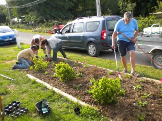 Ecollemont Fleurissement mai 2011