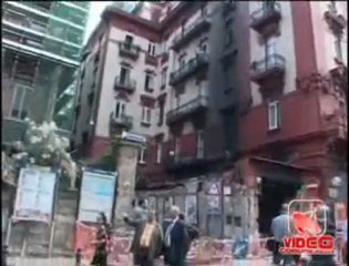 Napoli - Incendiato il Bar Guida a Chiaia