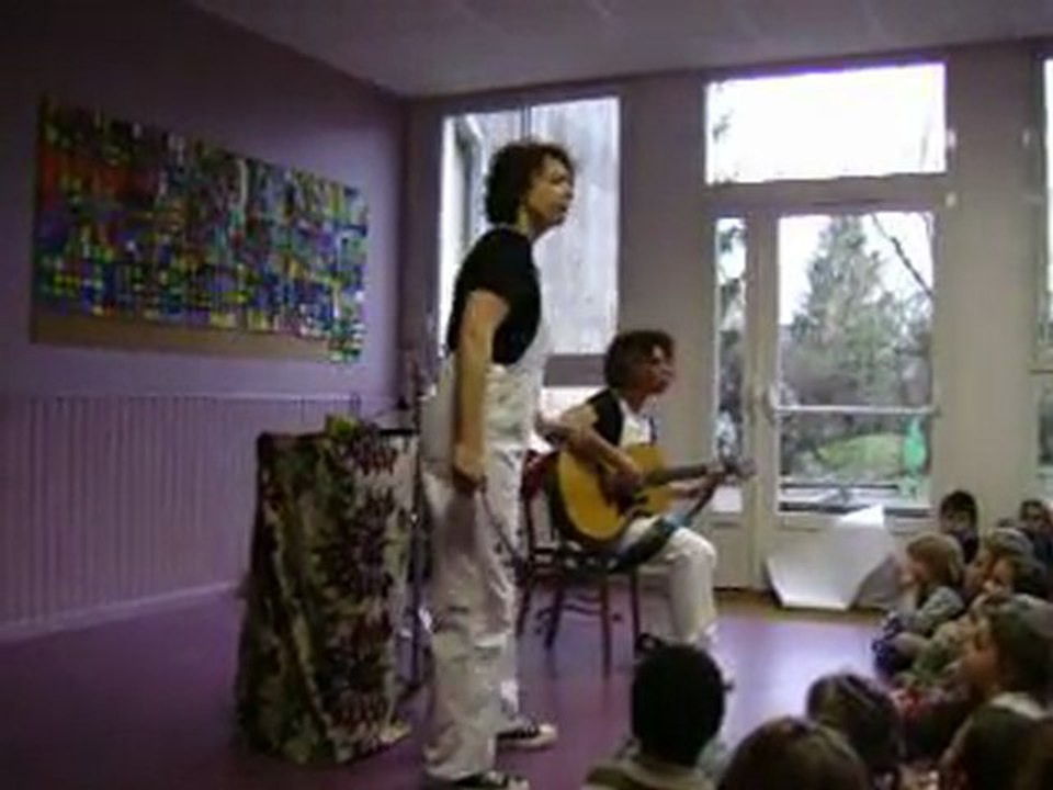 Mini Môme, par Catherine Fontaine et Marie : extrait amateur