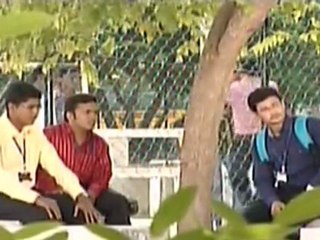 Kana Kanum Kalangal Kallooriyin Kadhai EP-17 -DTHRip - XviD - 100MB -[victor_love123]