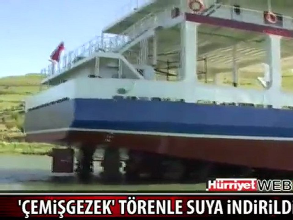 Çemişgezek Feribotu Suya İndirildi
