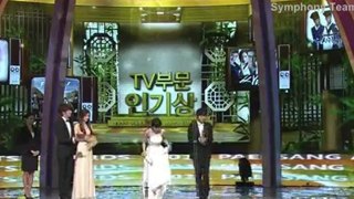 [Vietsub] 110526 Yuchun win Popularity Award @ 47th Beaksang Awards [symphony team]