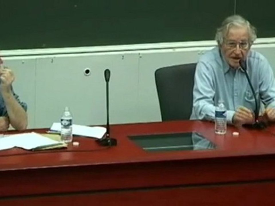 Noam Chomsky - CNRS, Paris, 29 Mai 2010 - Poverty of Stimulus: some unfinished business (2/3)