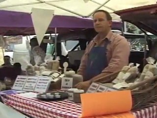Locavores Shop Farmers Markets
