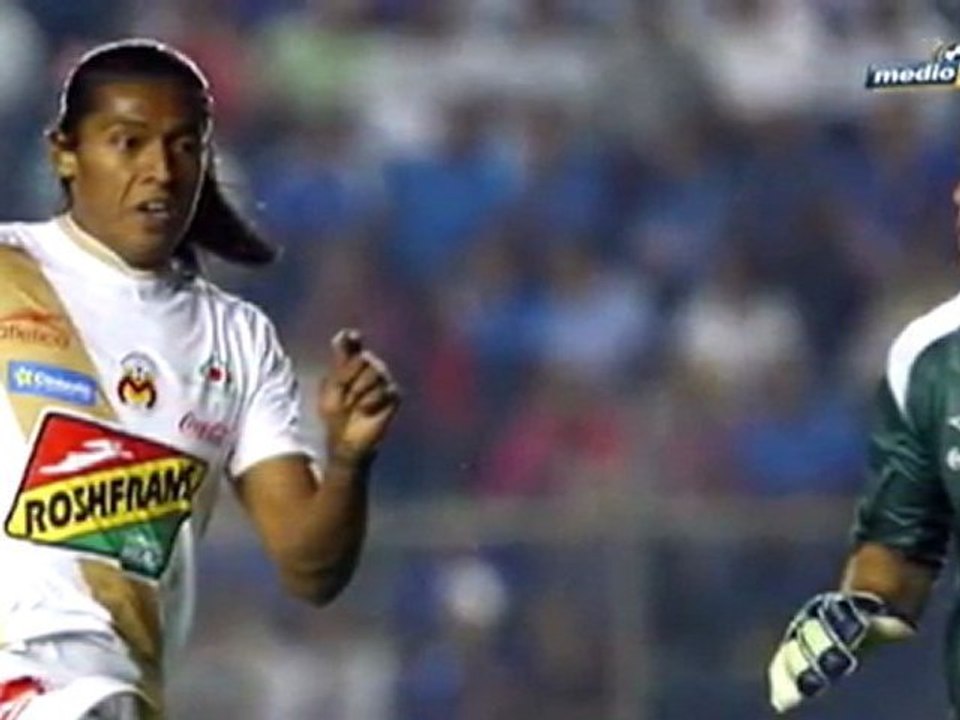 Medio Tiempo.com - Patadas de Ahogado, Billboard Mayo 2011