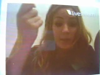 Paula Twitcam 5 - 26 de Mayo 2011
