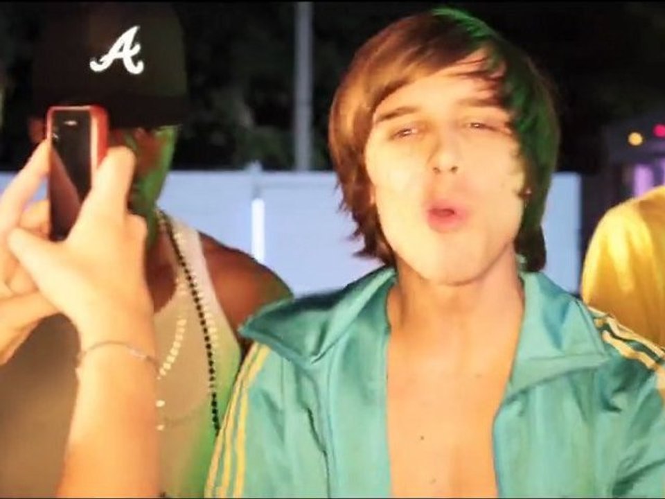 PZK - Chuis Bo (Feat Dogg SoSo)