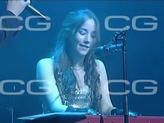 David de María canta con su cuñada Lara