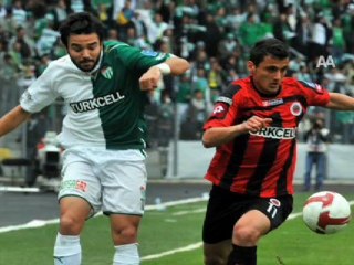 MUSTAFA PEKTEMEK BEŞİKTAŞ'TA
