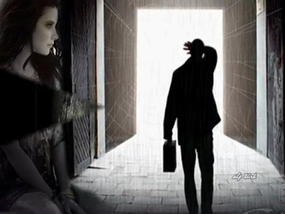 GÜLDEN KARABÖCEK - ben olmalıydım boynuna sarılan