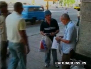 Fidel Castro reconoce que aún está muy débil