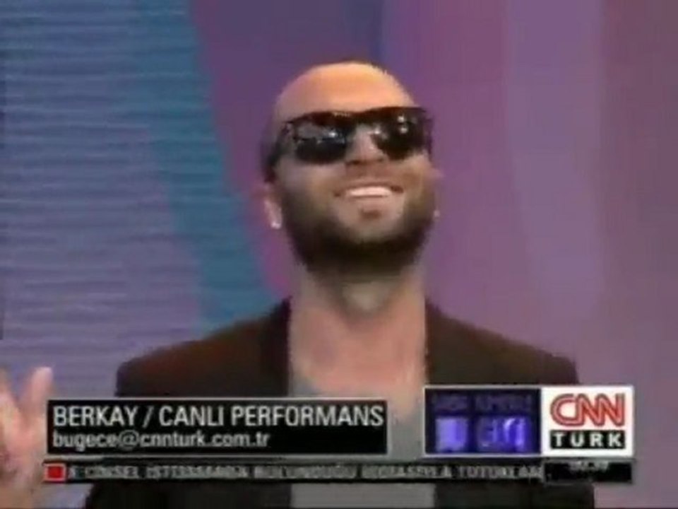 Berkay - Lolita 2011 (CNN Türk Canlı Performans)